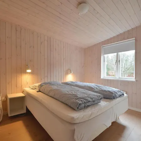 Two-bedroom Holiday In Holiday home
