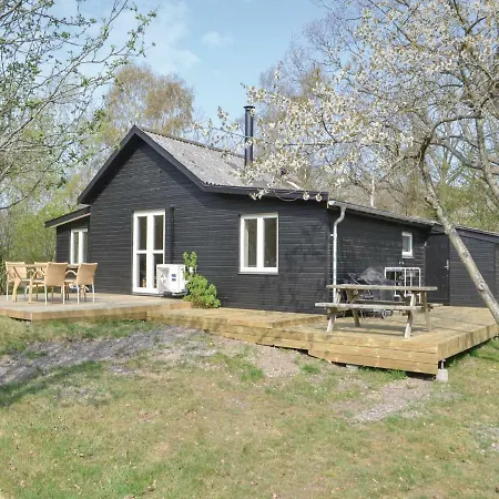 Two-bedroom Holiday In Holiday home Ebeltoft